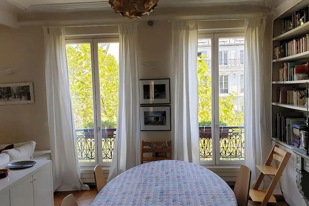 Cosy Apartment In Paris Center