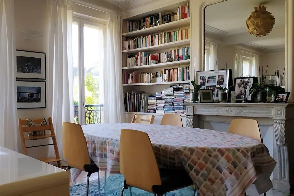 Cosy Apartment In Paris Center 0*,  فرنسا
